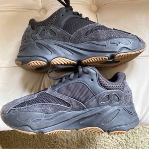 Brand new look like they came straight out the box